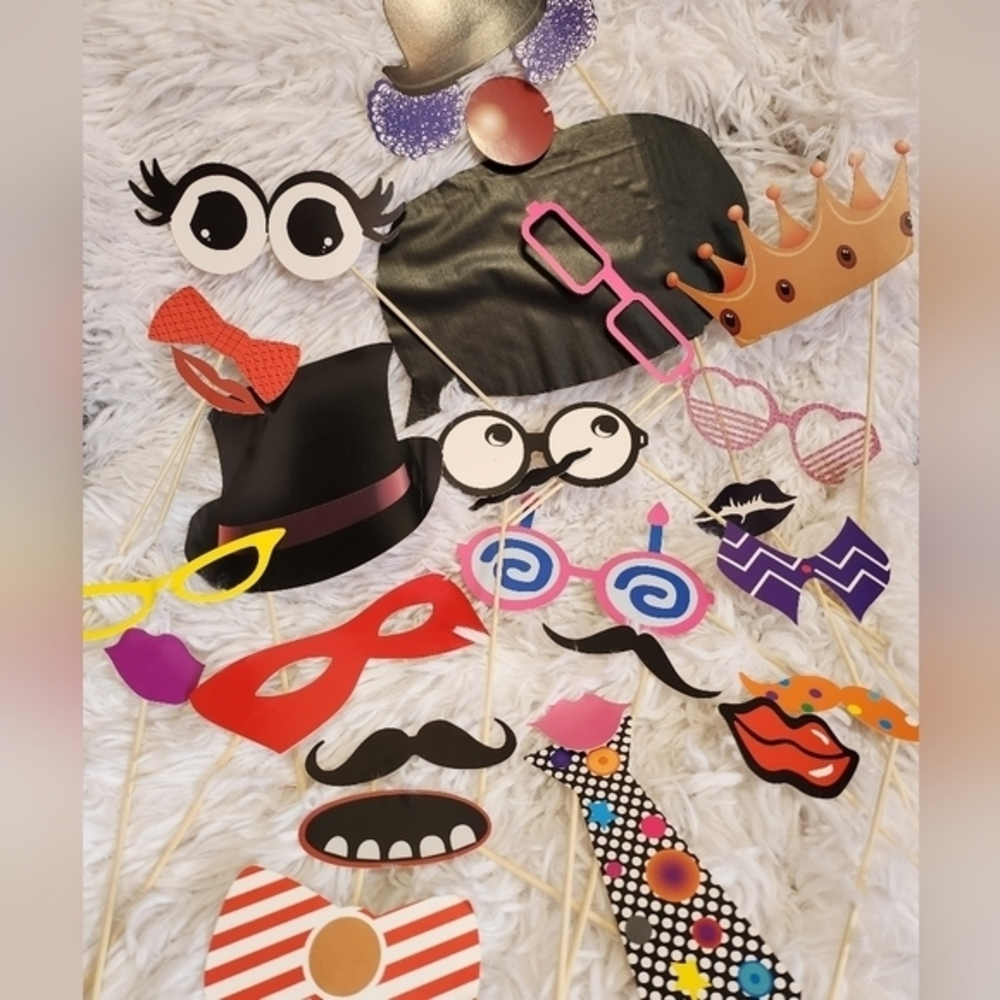 Photo booth party kit